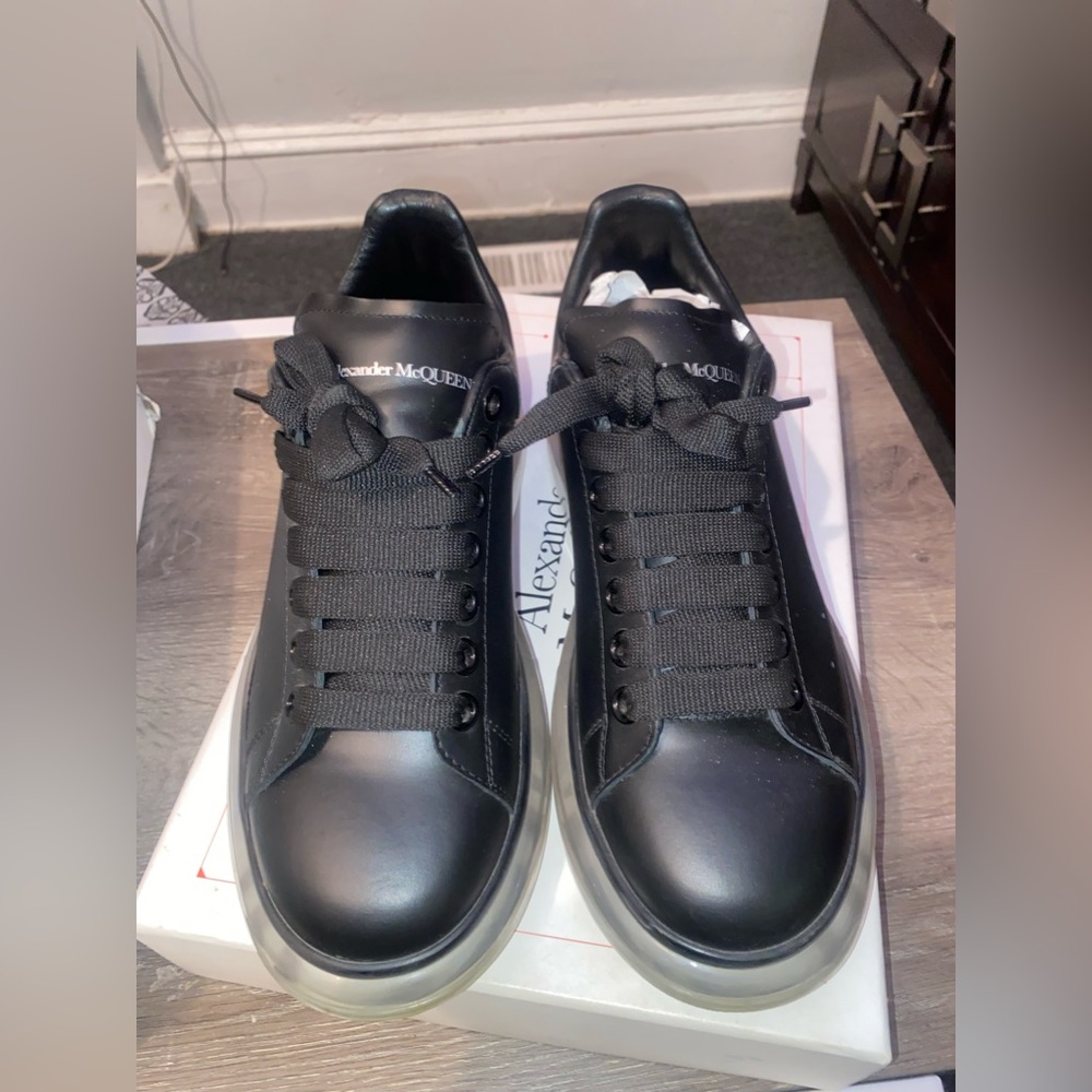 Alexander McQueen Size 8.5